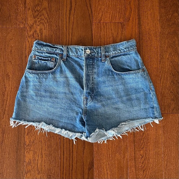 GRLFRND Charlie Low Rise Baggy Cut Off Shorts size 27 - Picture 4 of 10